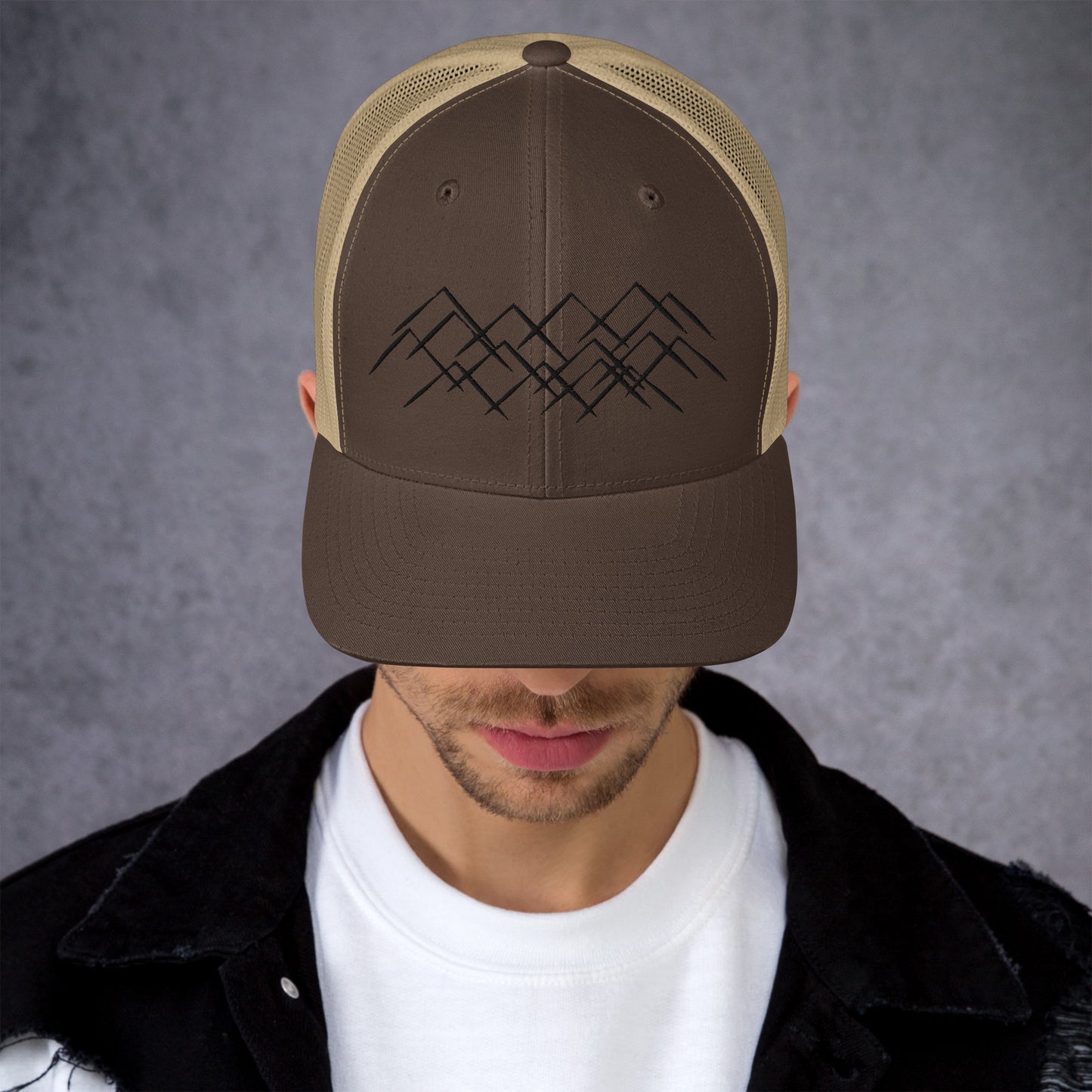 Casquette marron kaki brodée pour activités outdoor – Design Montagnes.