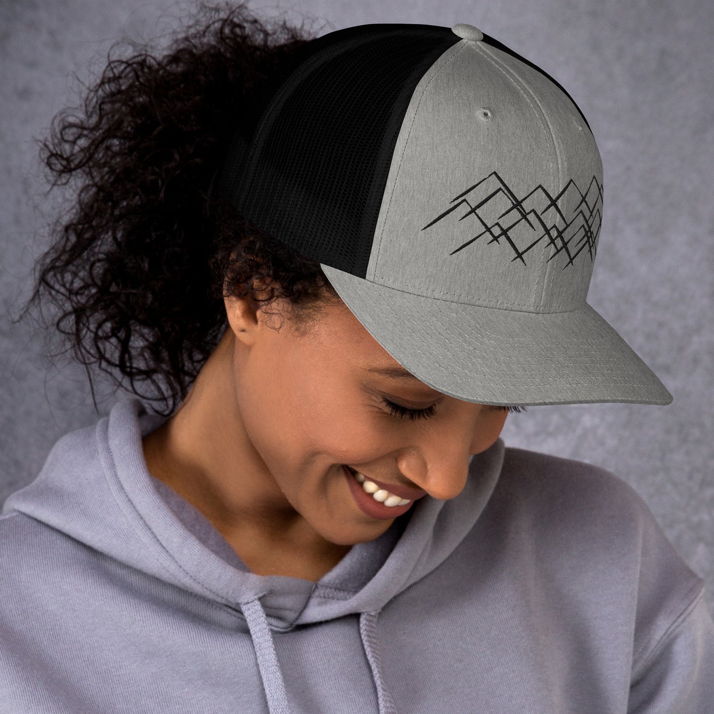 Accessoire rando Heather/Black – Casquette Montagnes Minimalistes.