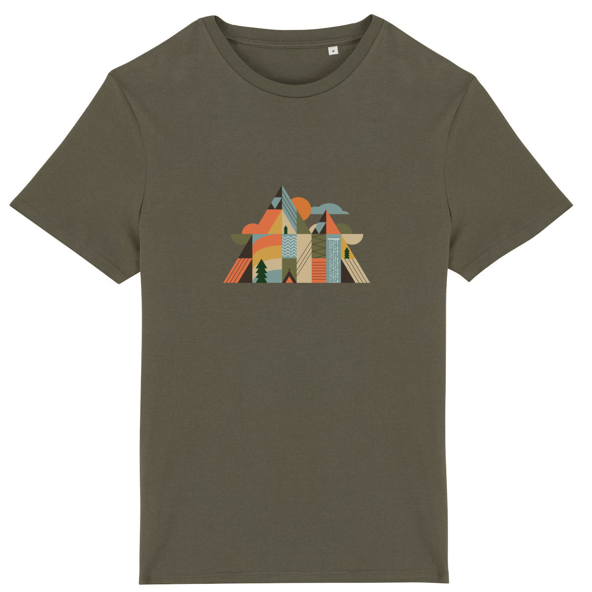 T-shirt coton bio Sortie Longue couleur kaki, vue produit, design Montagnes Géométriques, sommets triangulaires et éléments du paysage.