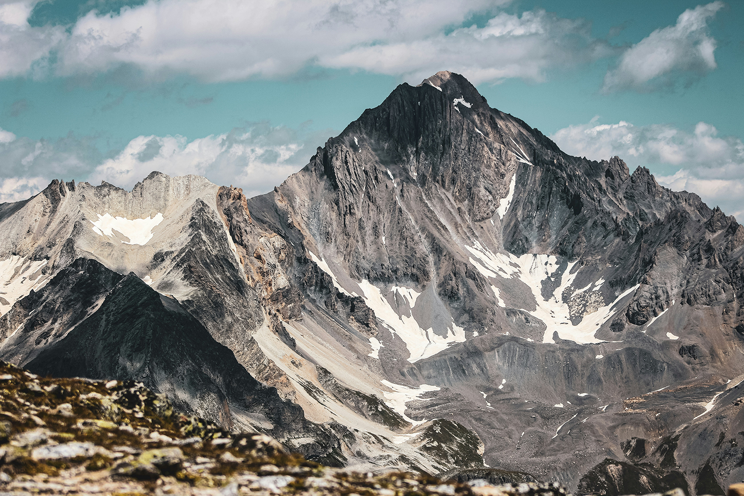 Parcs Nationaux, Naturels régionaux, Massifs et Sommets