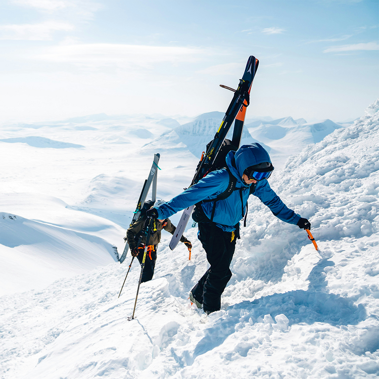 Sports de Neige - Vêtements Inspirés par l'Aventure Hivernale