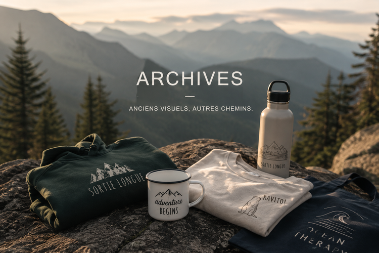 Collection Archives Sortie Longue avec anciens designs outdoor sur vêtements, mug émaillé et accessoires, dans une ambiance montagne sobre et naturelle.