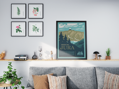 Mur galerie de cadres avec l’affiche Jura Sortie Longue ; poster montagne et forêt, décoration murale nature, idée cadeau déco à offrir à un randonneur.
