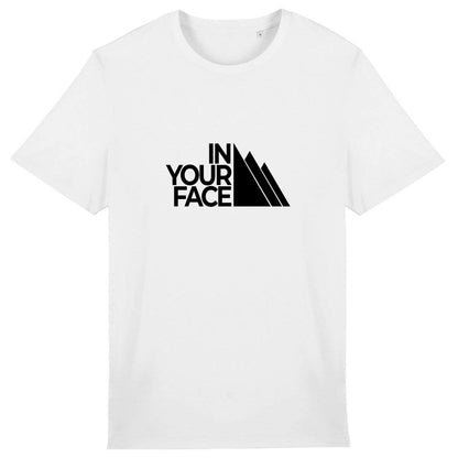 T-shirt Sortie Longue blanc, vue de face, impression « In Your Face » sur montagne stylisée, style minimal; t-shirt pour ville et dehors.